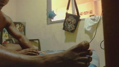 tonnyhuge live cam on Cam4