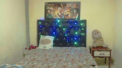 tonnyhuge live cam on Cam4