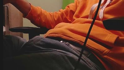 tontin69 live cam on Cam4