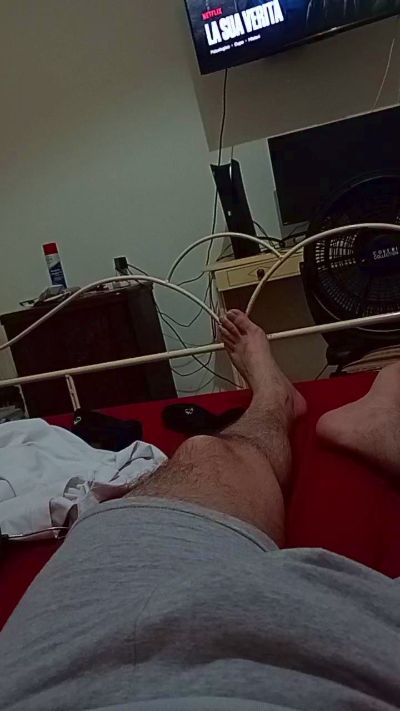 tony2594 live cam on Cam4