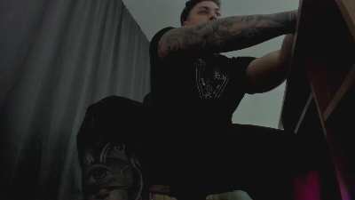 tonywilsons live cam on Cam4