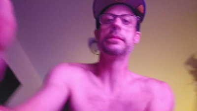 tooshort30w live cam on Cam4