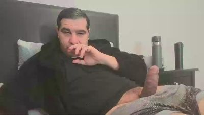 topinho75 live cam on Cam4
