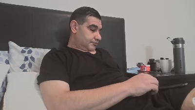 topinho75 live cam on Cam4