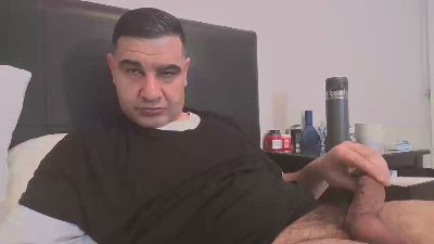 topinho75 live cam on Cam4