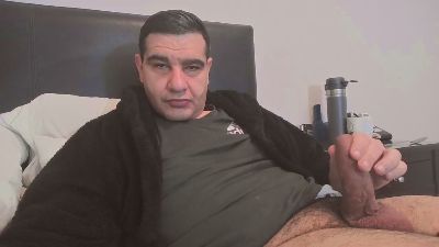 topinho75 live cam on Cam4