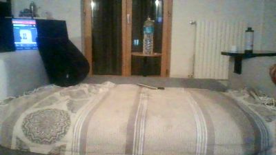 torinesebadboy live cam on Cam4