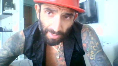 torinesebadboy live cam on Cam4