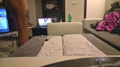 torinesebadboy live cam on Cam4