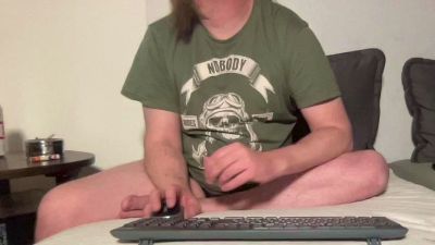 toronto81 live cam on Cam4