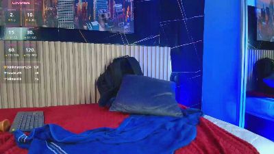 tossetrech1 live cam on Cam4