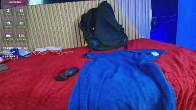 tossetrech1 live cam on Cam4