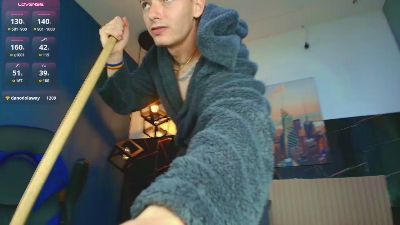 tossetrech1 live cam on Cam4