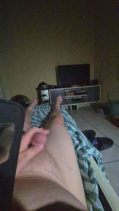 toto241 live cam on Cam4