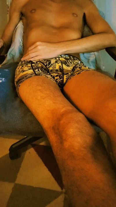 toutfoulcamp live cam on Cam4