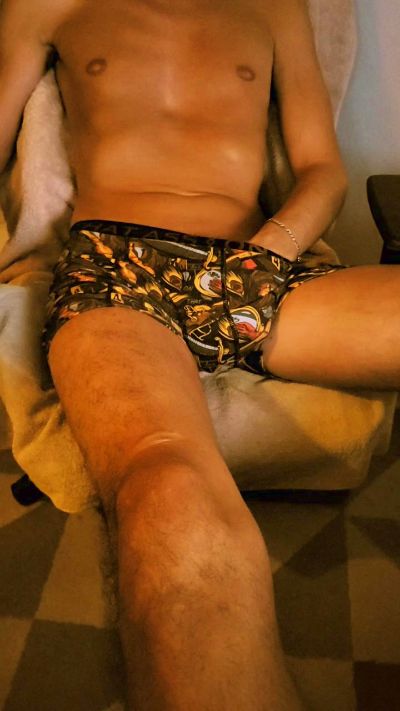 toutfoulcamp live cam on Cam4