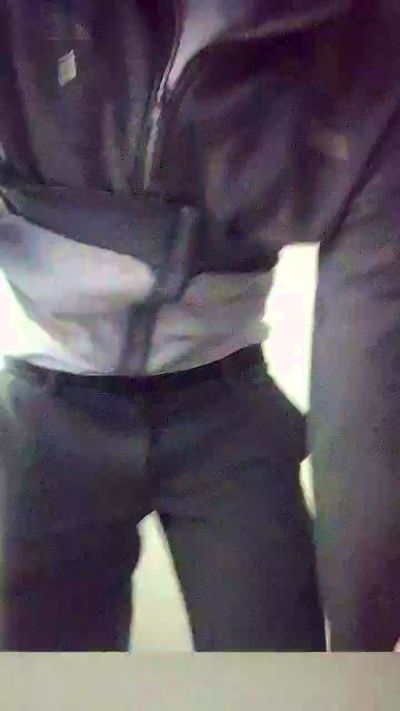 toyboy08 live cam on Cam4