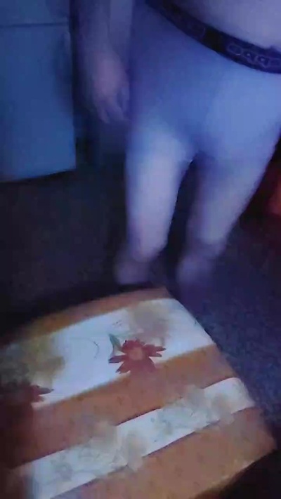 tra20004 live cam on Cam4