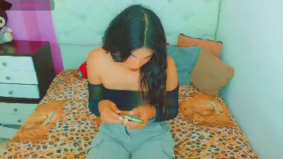 traviesa_candy live cam on Cam4