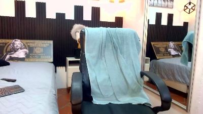 trevor_mob live cam on Cam4