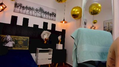 trevor_mob live cam on Cam4