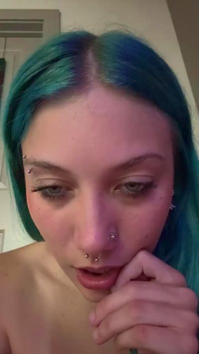 trickzforstickz live cam on Cam4