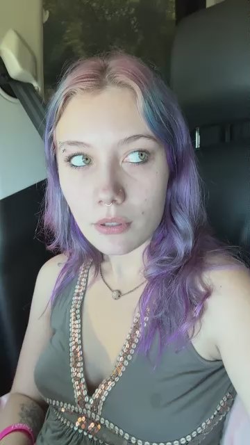trickzforstickz live cam on Cam4