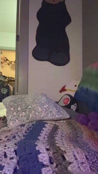 trickzforstickz live cam on Cam4