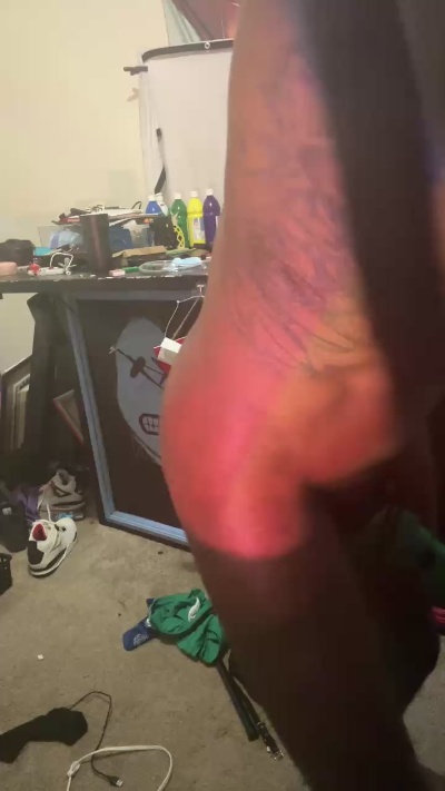 triggerhappycj live cam on Cam4