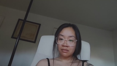 trvnkitty live cam on Cam4