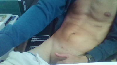 tscheili live cam on Cam4