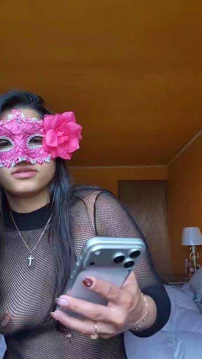 tubabymasq live cam on Cam4