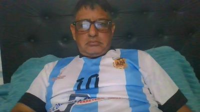 tucumano2018 live cam on Cam4