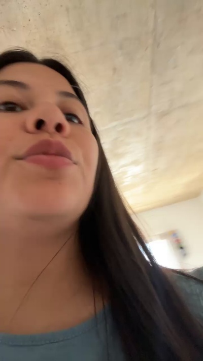 tuflorcita4 live cam on Cam4