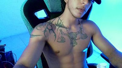 tuli_star live cam on Cam4