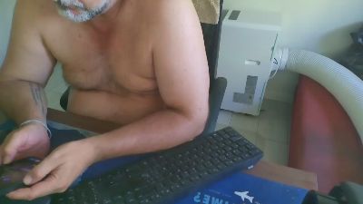 tusigue_del68 live cam on Cam4