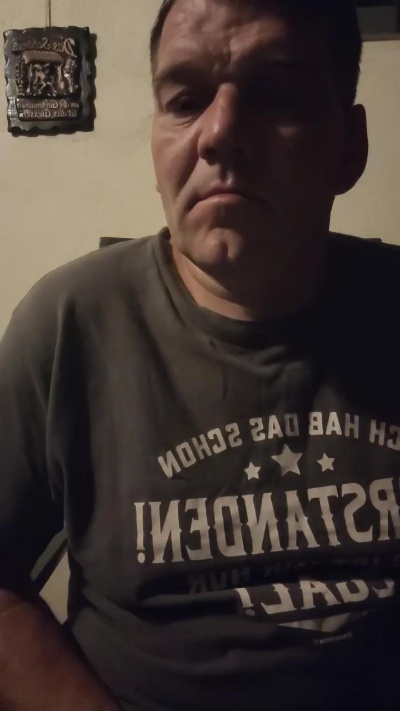 tute45 live cam on Cam4