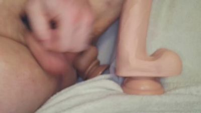 tuttj1 live cam on Cam4