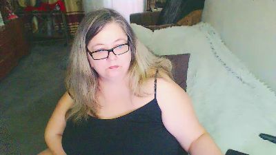 tvikssweetco live cam on Cam4