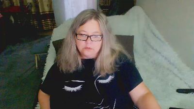 tvikssweetco live cam on Cam4