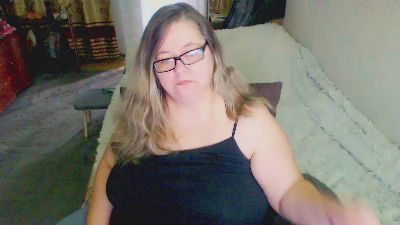 tvikssweetco live cam on Cam4