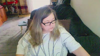 tvikssweetco live cam on Cam4