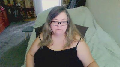 tvikssweetco live cam on Cam4