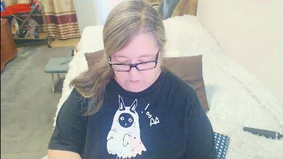 tvikssweetco live cam on Cam4