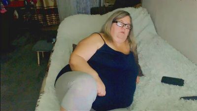 tvikssweetco live cam on Cam4