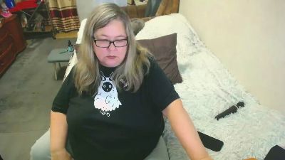 tvikssweetco live cam on Cam4