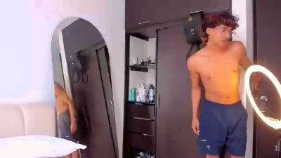 twinksboys_23 live cam on Cam4