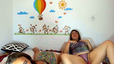 twobabysdeli live cam on Cam4