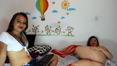 twobabysdeli live cam on Cam4