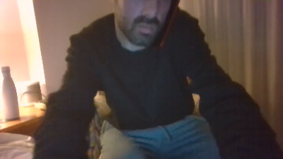 txatin22 live cam on Cam4